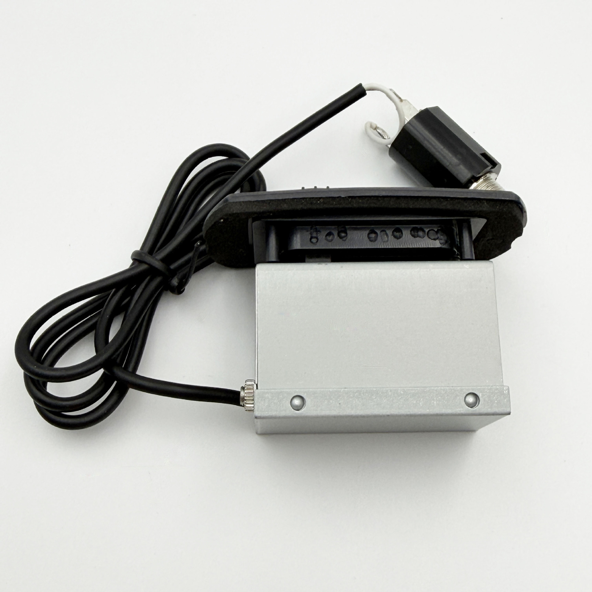 Przetwornik do gitary folkowej – Passive Preamp recenzja i cena
